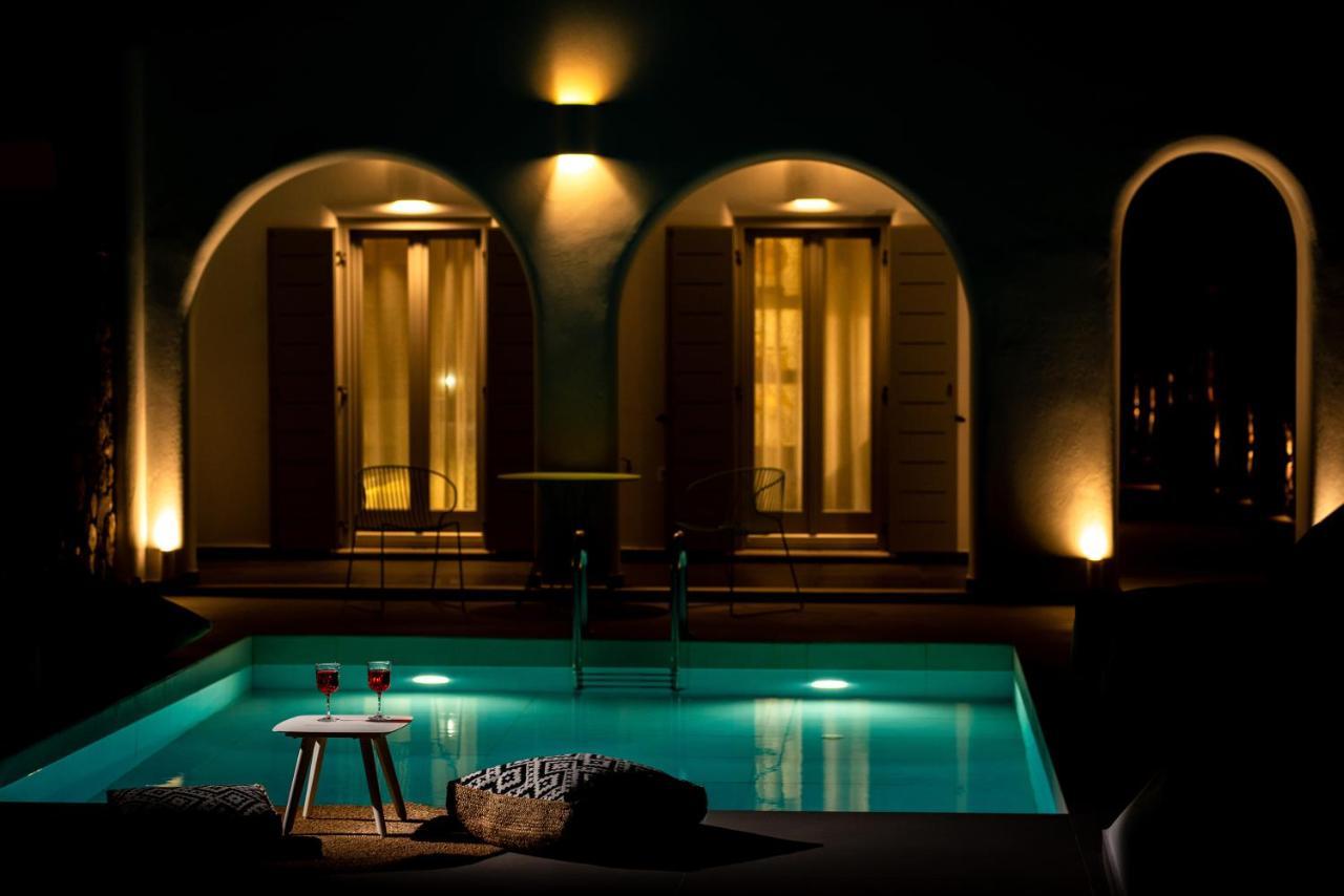 Modern Dome Homes Of Santorini Perissa (Santorini) Exterior foto